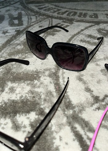 Siyah Kürklü Gotik Kadın Gözlüğü Seti - Görsel 2