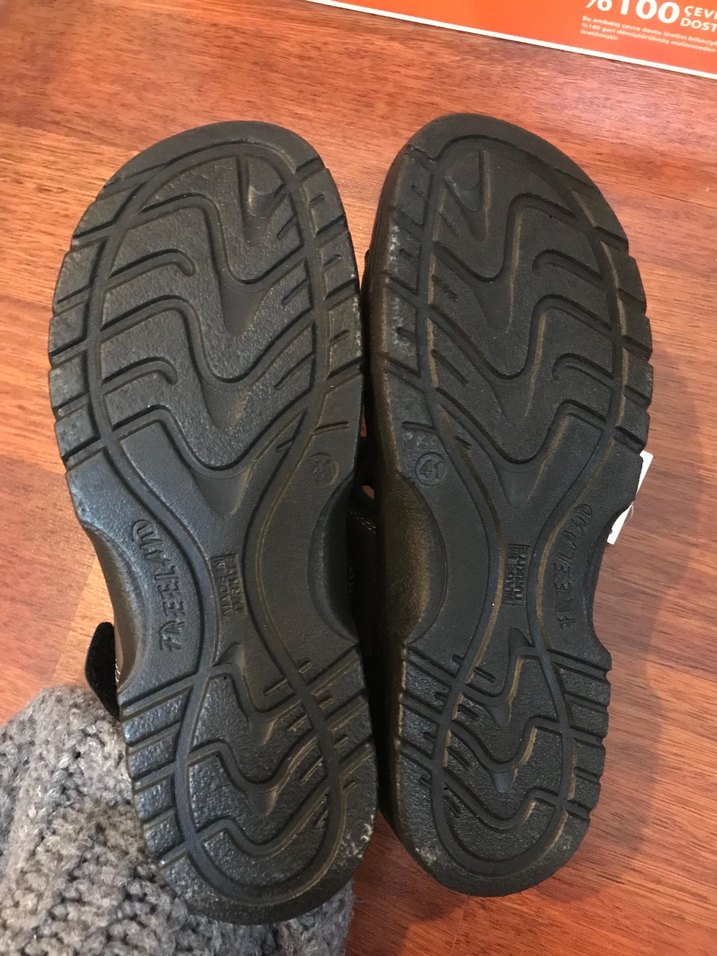 Erkek Siyah Cırt Cırtlı sandalet - Görsel 4