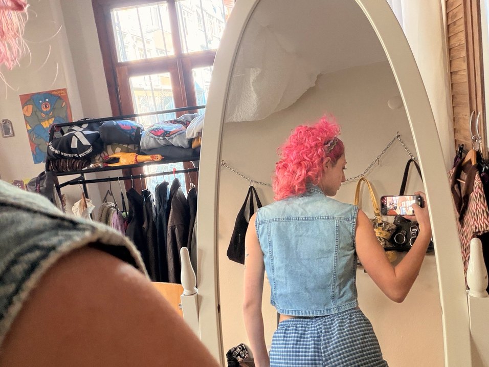 Kadın Mavi Denim Kolsuz Düğmeli Yelek - Görsel 4