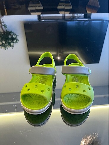 Crocs yeşil sandalet c-9