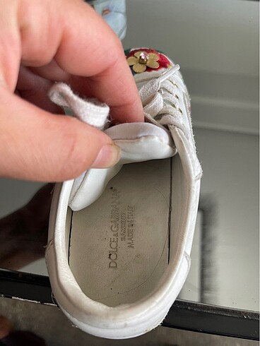 24 Beden beyaz Renk Dolce gabbana 24 numara ayakkabı