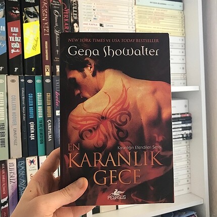  En Karanlık Gece Serisi- Gena Showalter ilk üç kitap