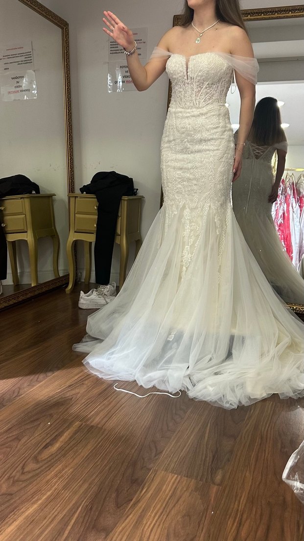 Askılı Uzun Kuyruklu balık Gelinlik demonte kuyruklu - Görsel 2