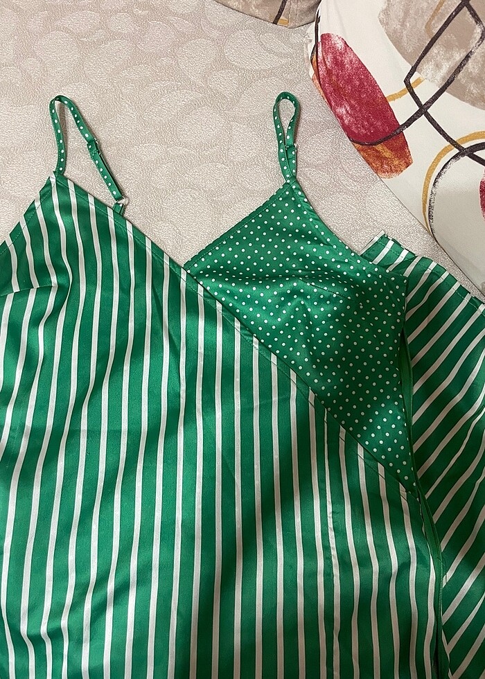 Saten elbise - Görsel 3