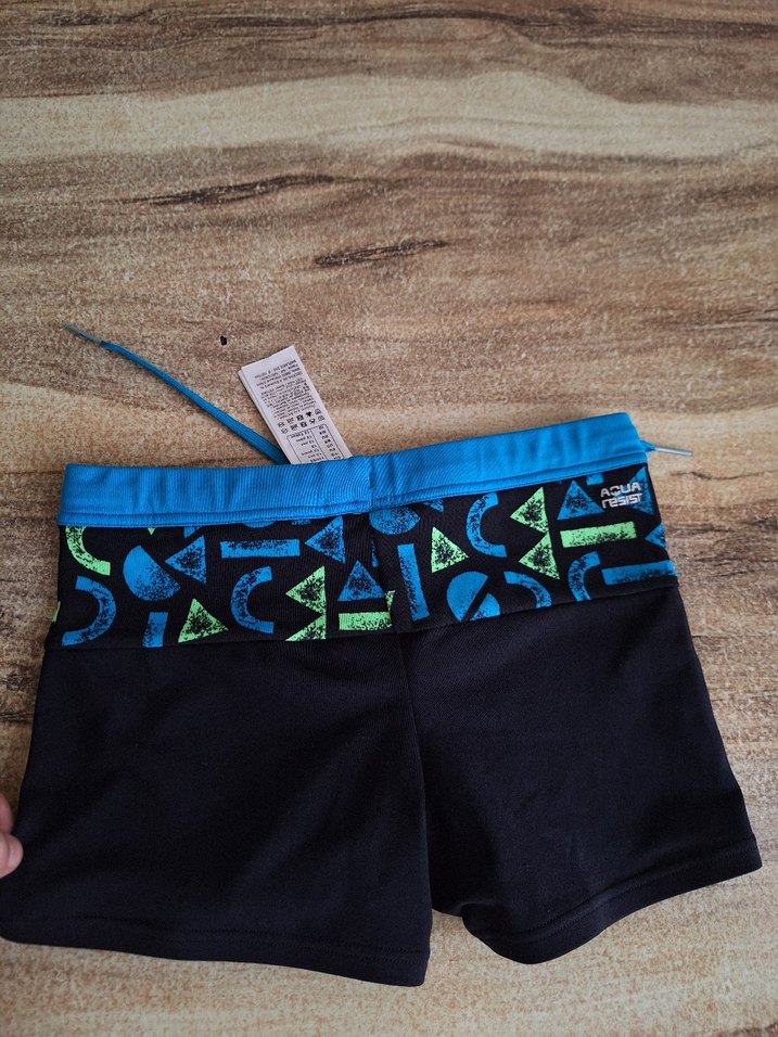 Erkek Çocuk Desenli Deniz Şortu - Görsel 2