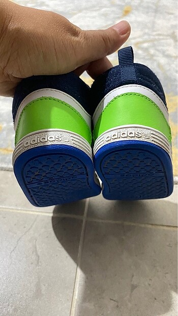 22 Beden Adidas