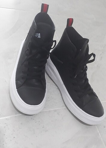 38 Beden siyah Renk US POLO ASSN BOĞAZLI SİYAH RENK SPOR BOT
