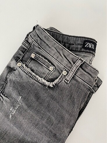 Zara gri jean