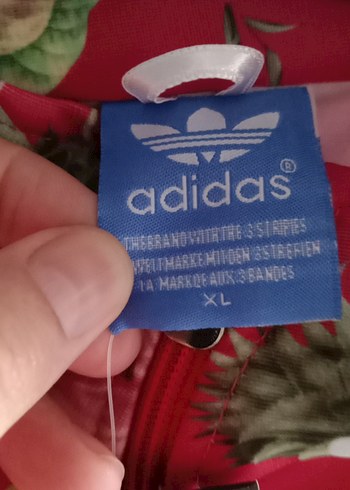 Adidas Yeni. Etiketli