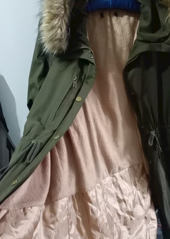 Kürk Detaylı Kadın Mont - Görsel 2