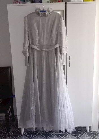 46 Beden Uzun Gri Simli Drape Detaylı Abiye