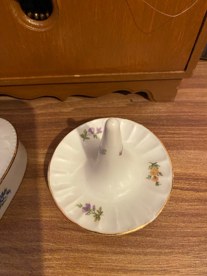 Çiçek Desenli Vintage Kalp Kutusu ve Tabak yüzüklü - Görsel 3