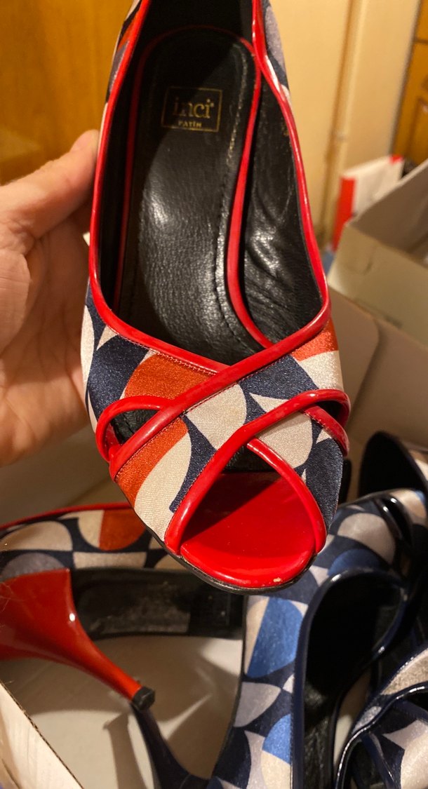 İki adet yazlık topuklu ayakkabı - Görsel 2