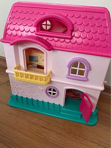 Barbie evi sesli