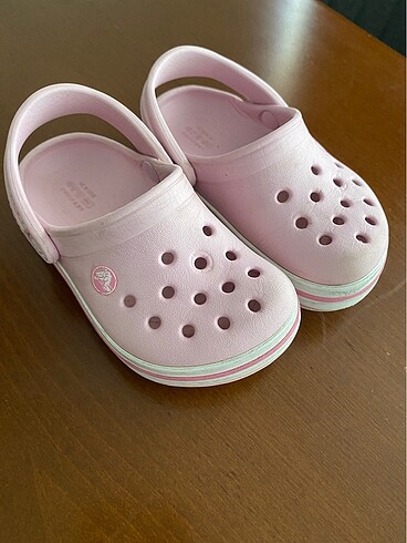 Crocs kız bebek terlik