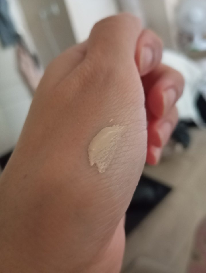 Maybelline Fit Me Matlaştırıcı Fondöten 105 Beige - Görsel 3