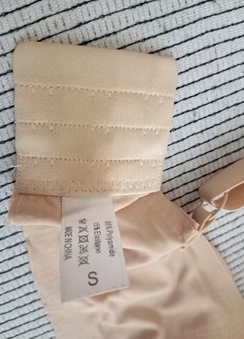 Diğer lazer kesim dikişsiz sütyen