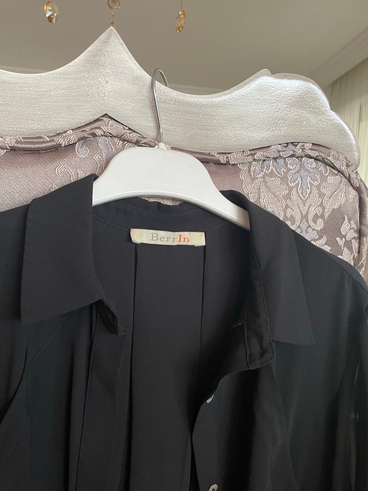 Drapeli Siyah Uzun Hamile Ceketi - Görsel 2