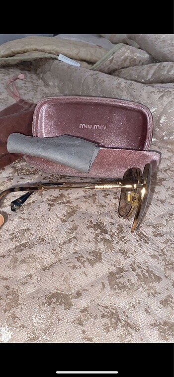 Miu Miu miu miu gözlük