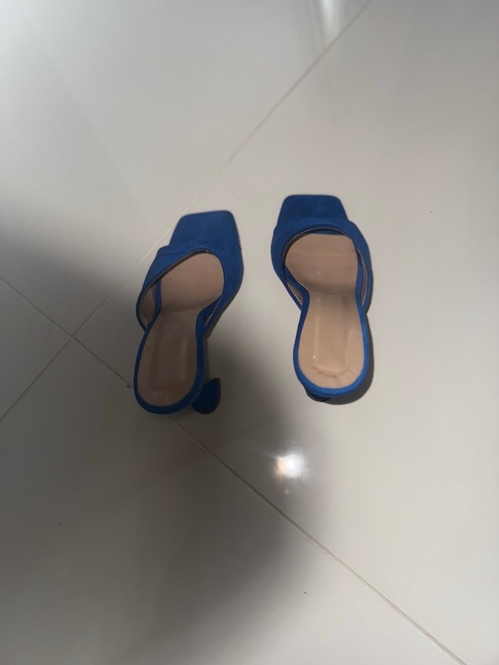 Mavi Süet Tokalı Blok Topuklu Kadın Terlik - Görsel 4