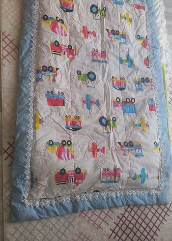 Renkli Nakışlı Çocuk Yorgan - Görsel 2