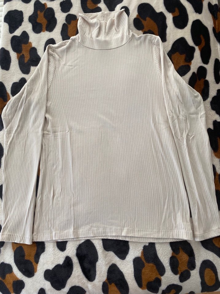 Beyaz Balıkçı Yaka Kadın Kazak - Görsel 3