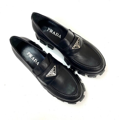 38 Beden PRADA HAKİKİ DERI LOAFER