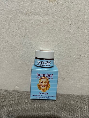 Benefit Dudak balm