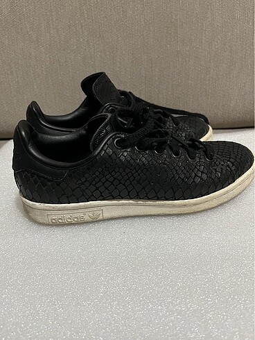 Adidas kadın ayakkabı