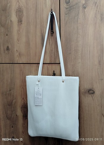 Beyaz Pliseli Kadın Omuz Çantası - Görsel 6