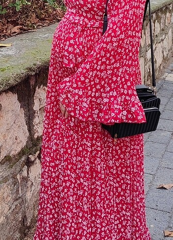 Zara Kırmizi şifon elbise 