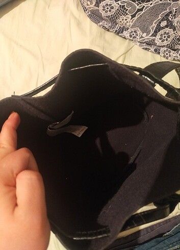  Beden siyah Renk DeFacto kol çantası 