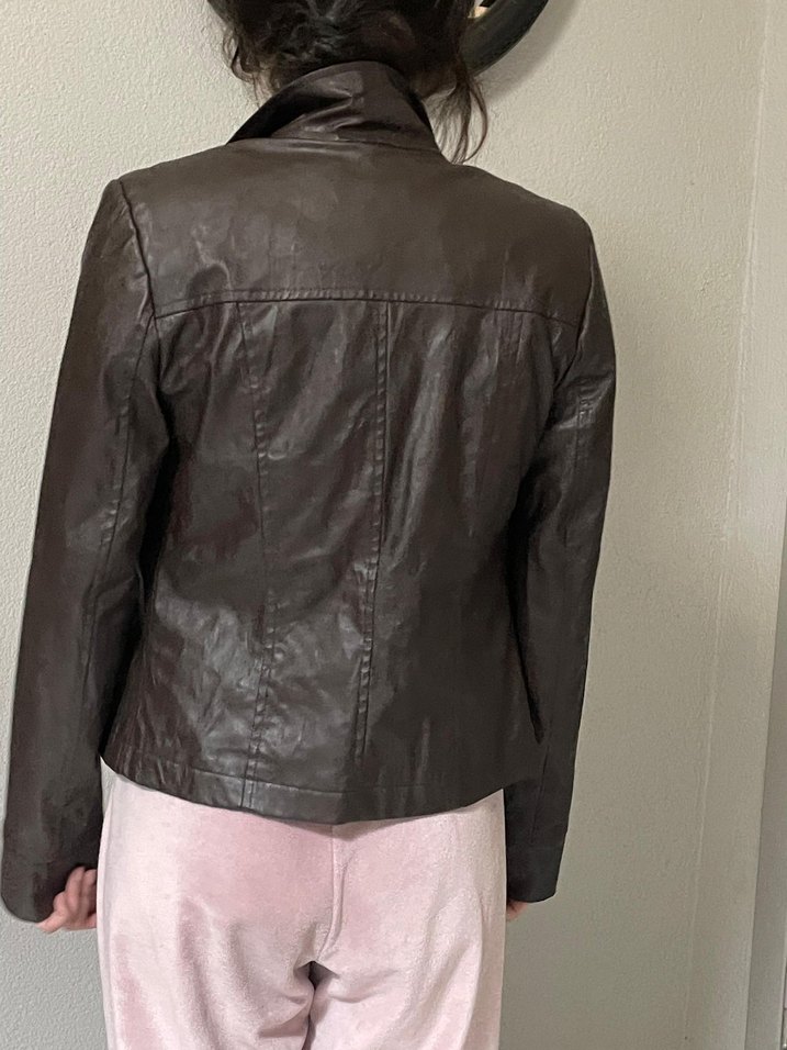 Kahverengi Deri Yüksek Yakalı Kadın Ceket s beden - Görsel 5