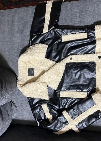 Kürklü Siyah yapay Deri Kadın Ceket s/m uyumlu - Görsel 2