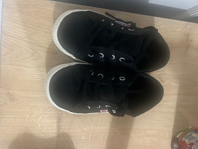 27 Beden siyah Renk Çocuk SUPERGA