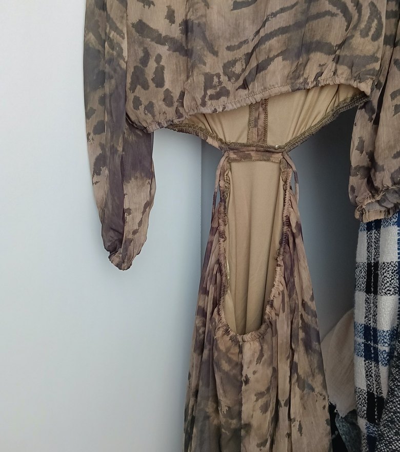 Bohem Tarz Uzun V Yaka Bağcıklı Elbise - Görsel 4