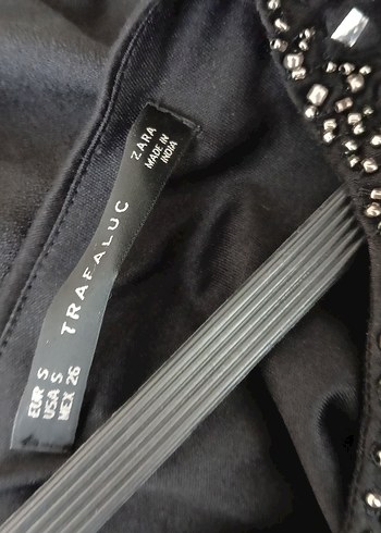 Siyah V Yaka İşlemeli Uzun Abiye Elbise - Görsel 4