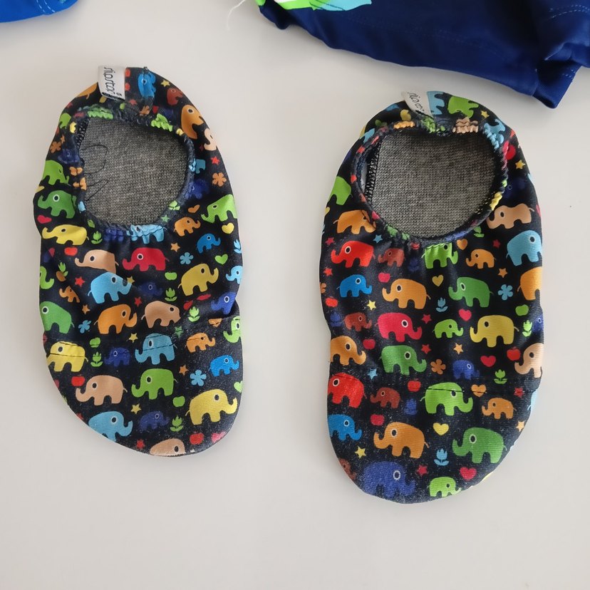 Erkek Renkli Baskılı Mayo ve Deniz Ayakkabısı - Görsel 5