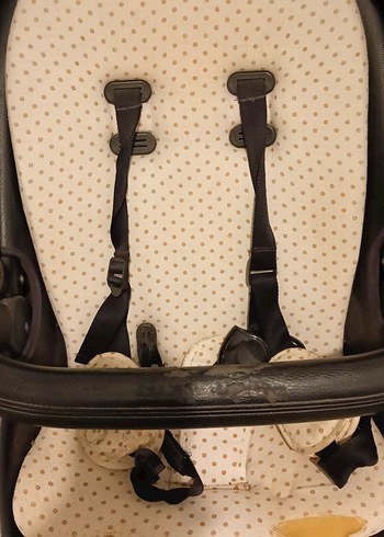 Beyaz ve Siyah Bebek Arabası - Görsel 6