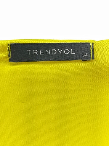 34 Beden sarı Renk Trendyol & Milla Kısa Elbise %70 İndirimli.