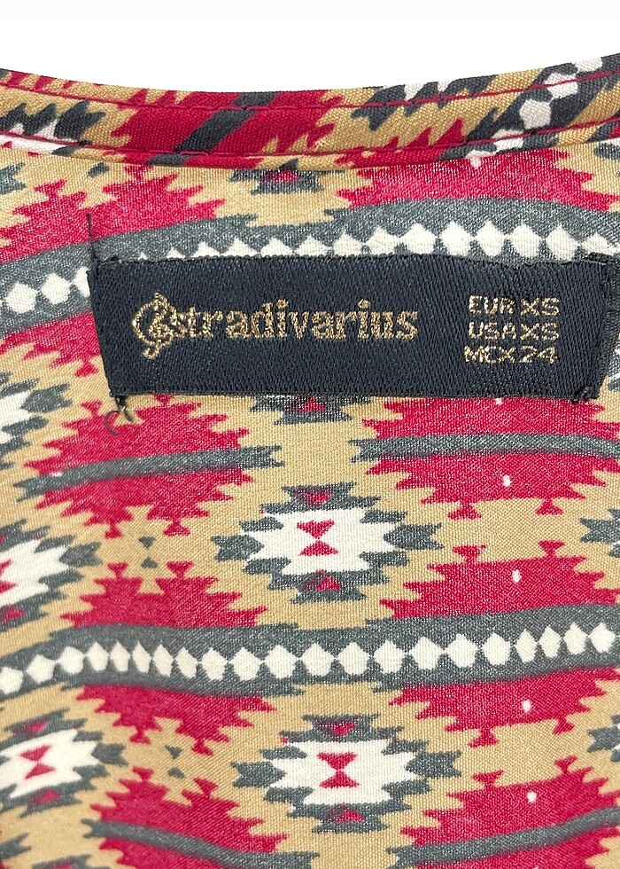 Stradivarius Kısa Tulum %70 İndirimli. - Görsel 4