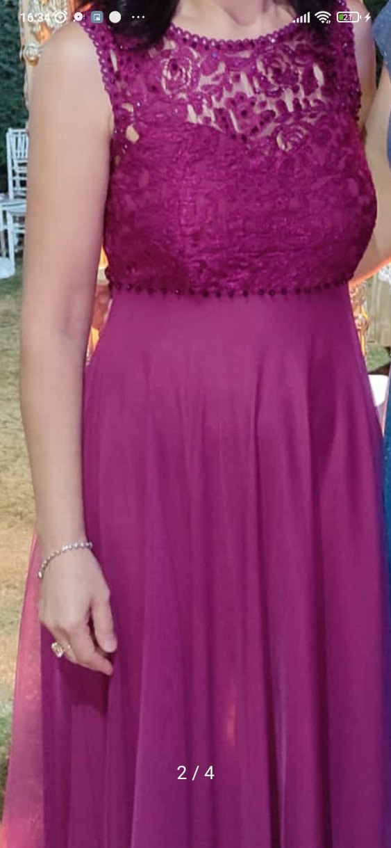 Uzun Mor V Yaka Drapeli Kadın Abiye - Görsel 3