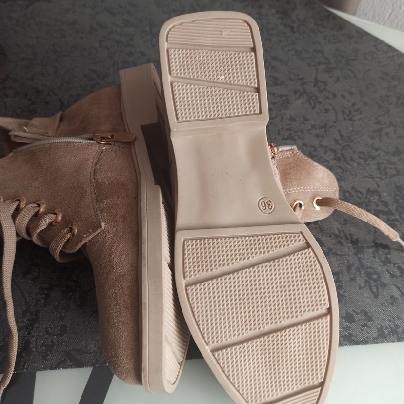 Bej Süet Yüksek Topuklu Bağcıklı Kadın Bot - Görsel 5