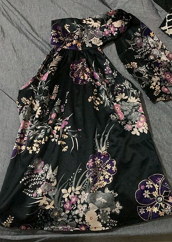 Uzun Mor Desenli Straplez Kadın Kimono