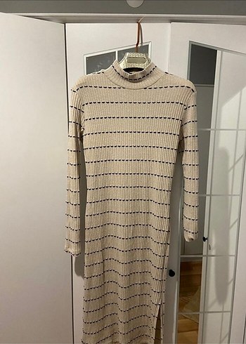 Çizgili Triko Elbisesi - Görsel 2