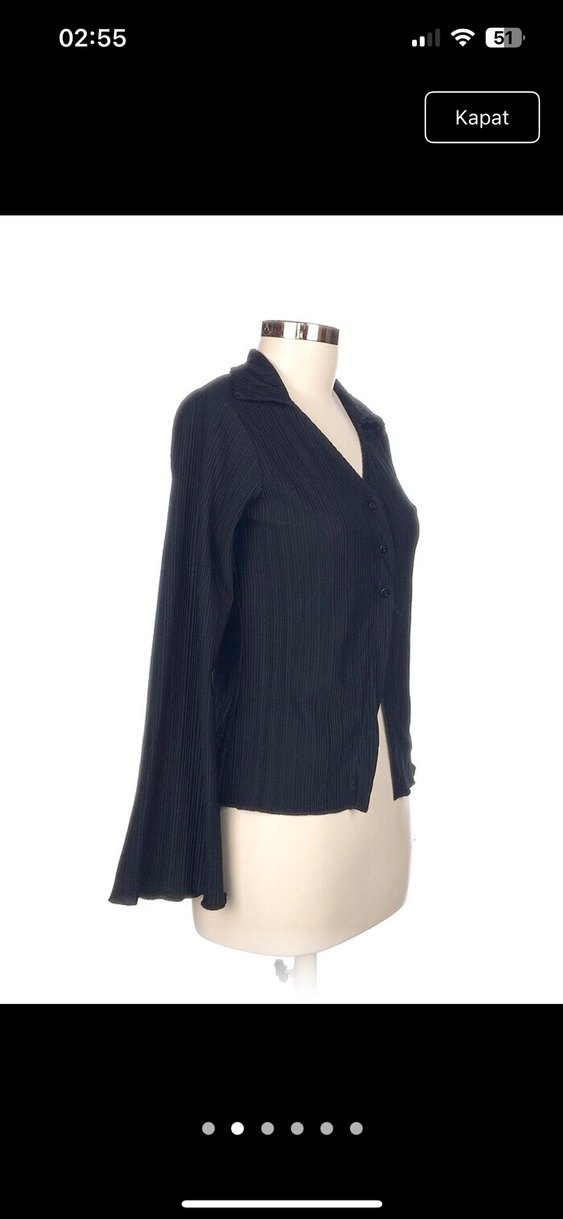 Düğmeli Siyah Bluz - Görsel 2