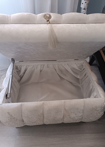 Beyaz Kabartmalı Klasik Düğün Aksesuar Seti - Görsel 4