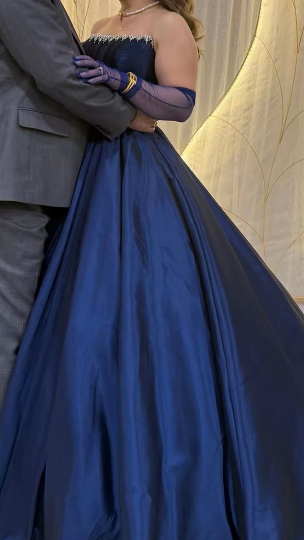 Lacivert Uzun Drapeli Gotik Kadın Abiye - Görsel 3