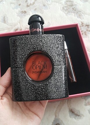 Yves Saint Laurent black opıum edp