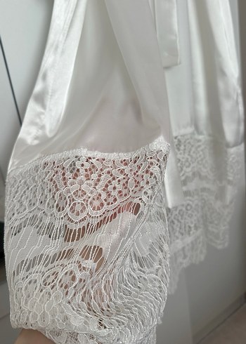 Beyaz Parlak Uzun Kadın Sabahlık kimono - Görsel 4